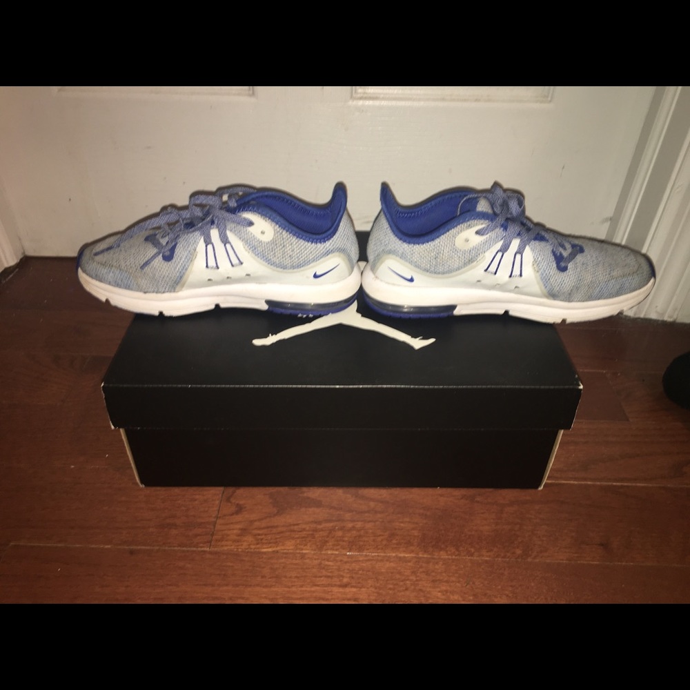 Shoes - Picture 8 of 15